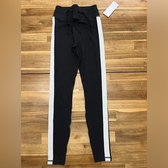 Spiritual Gangster Sporty High Waist Leggings Black White Sparkly Stripe Sz XS - Picture 3 of 10